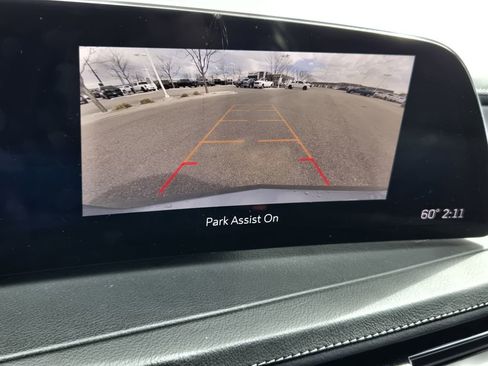 Used 2024 Cadillac XT4 Premium Luxury image 7