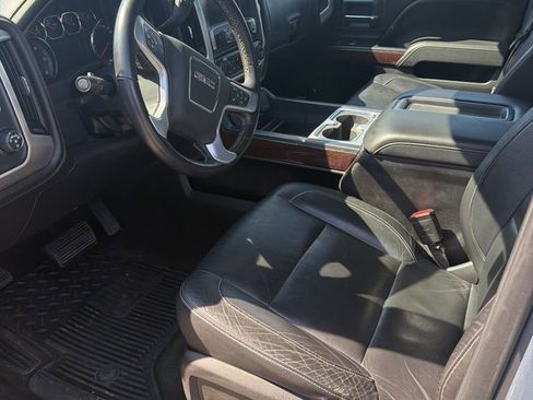 Used 2015 GMC Sierra 1500 SLT w/ SLT Crew Cab Value Package AWD/4WD image 2