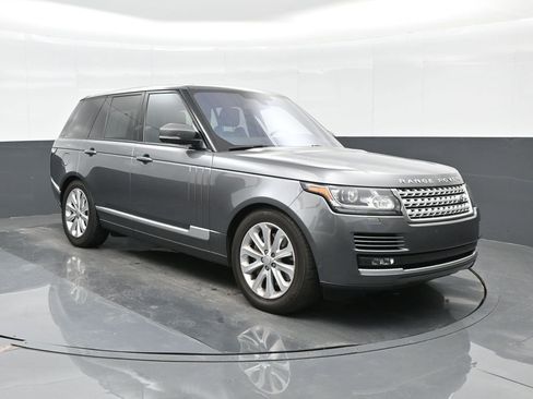Used 2016 Land Rover Range Rover HSE image 11