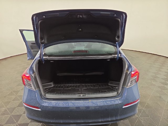 Used 2025 Honda Civic Sport image 32