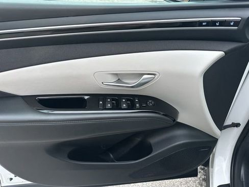 Used 2024 Hyundai Tucson Limited image 35
