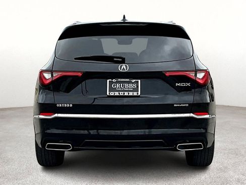 Used 2023 Acura MDX SH-AWD w/ Advance Package image 5