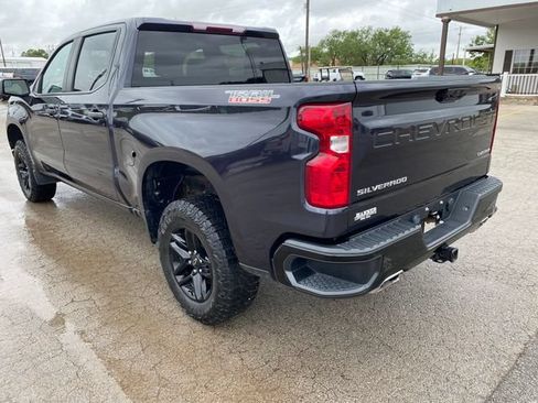 Used 2023 Chevrolet Silverado 1500 Custom Trail Boss AWD/4WD image 4