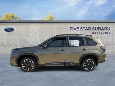 Used 2025 Subaru Forester Limited AWD/4WD image 5