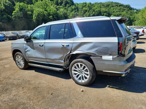 Used 2024 Cadillac Escalade Premium Luxury AWD/4WD image 3