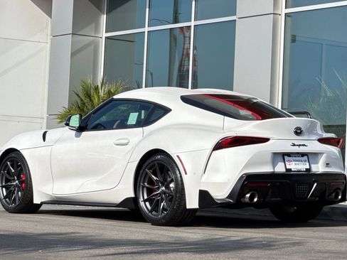 Used 2025 Toyota Supra Premium image 8
