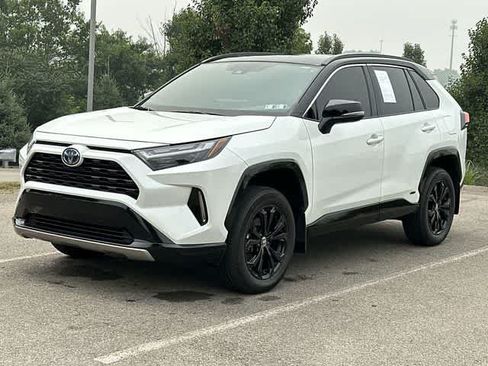 Used 2024 Toyota RAV4 XSE w/ Weather Package AWD/4WD image 1