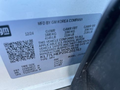 Used 2025 Chevrolet Trax LT image 24