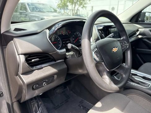 Used 2019 Chevrolet Traverse LS FWD image 22
