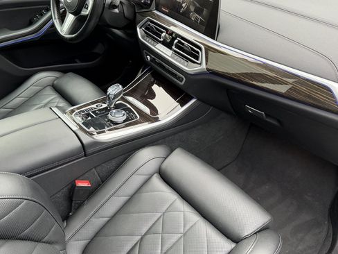 Used 2023 BMW X5 xDrive40i w/ Executive Package AWD/4WD image 24