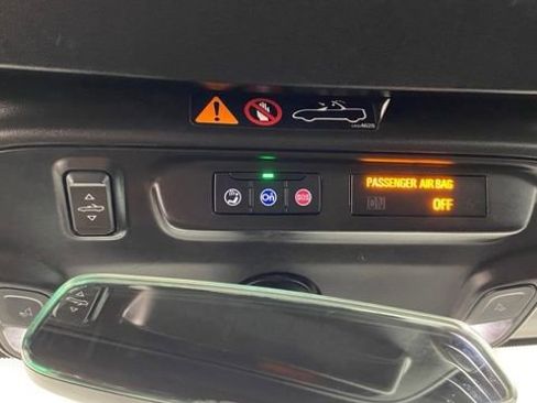 Used 2023 Chevrolet Camaro LT image 31