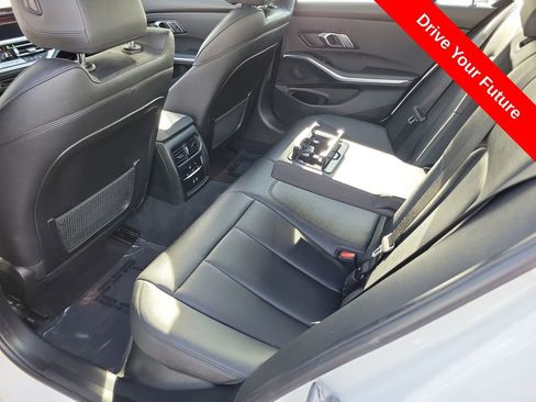 Used 2021 BMW 330i Sedan w/ Premium Package RWD image 23