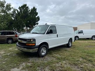New 2025 Chevrolet Express 2500 w/ Driver Convenience Package RWD video 2