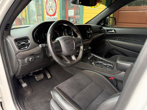 Used 2023 Dodge Durango R/T w/ Hemi Orange Plus Package AWD/4WD image 13