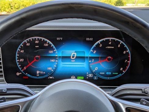 Certified 2023 Mercedes-Benz GLS 450 4MATIC image 22