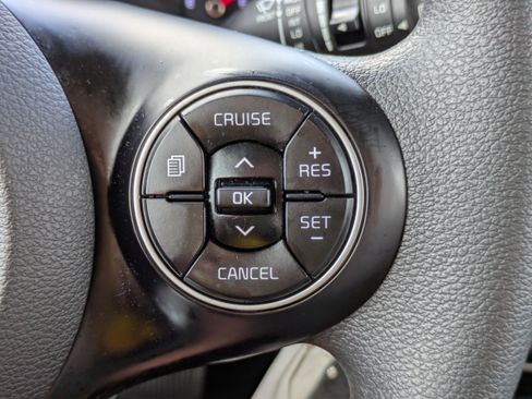 Used 2021 Kia Soul LX FWD image 23