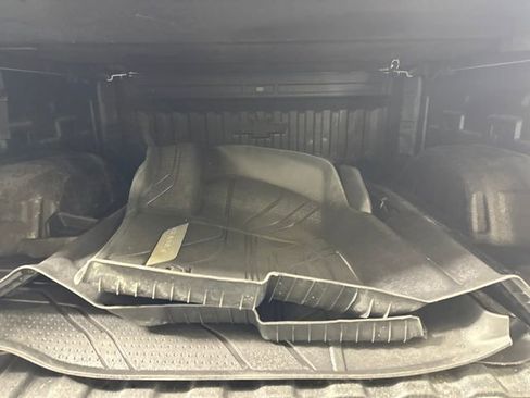 Used 2022 Chevrolet Silverado 1500 Custom image 26