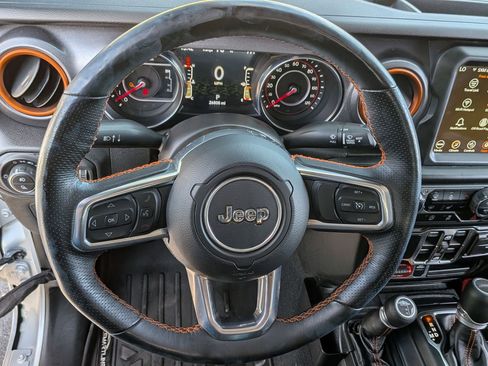 Certified 2022 Jeep Gladiator Mojave w/ LED Lighting Group image 18