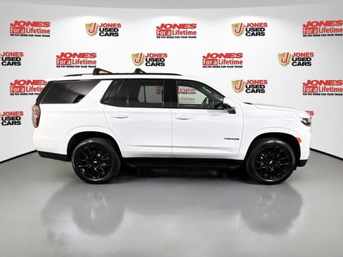 Used 2023 Chevrolet Tahoe RST w/ Luxury Package AWD/4WD image 17