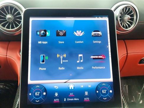 Used 2025 Mercedes-Benz SL 43 AMG w/ Driver Assistance Package image 44