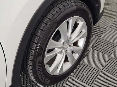 Used 2013 Toyota RAV4 Limited FWD image 5