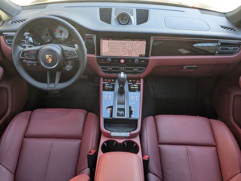 New 2026 Porsche Macan S image 23