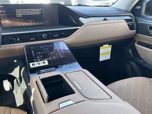 New 2026 INFINITI QX80 Luxe image 26