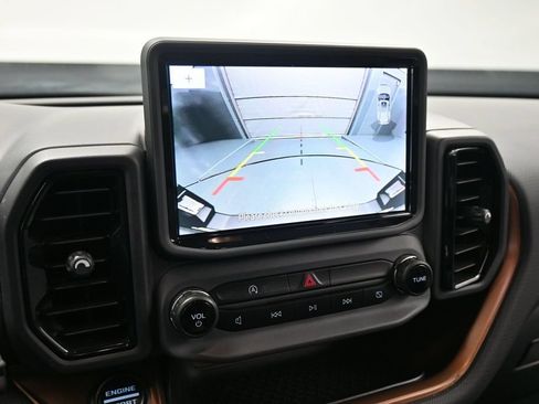 Used 2022 Ford Bronco Sport Outer Banks w/ Tech Package AWD/4WD image 16