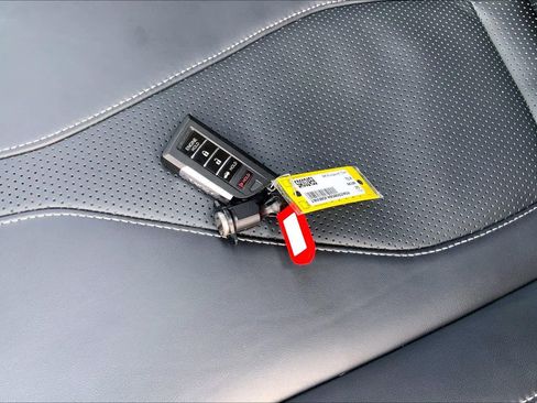 Used 2025 Acura TLX w/ Technology Package image 14