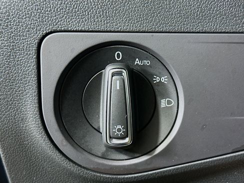 Used 2024 Volkswagen Tiguan Wolfsburg Edition image 17