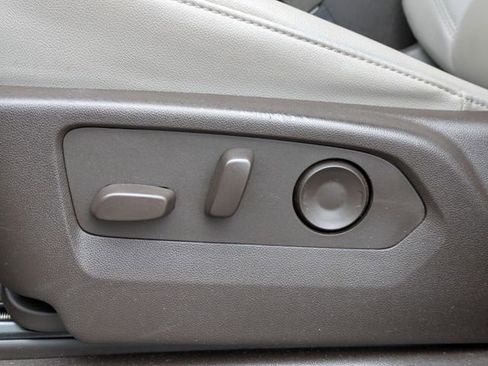 Used 2024 Chevrolet Tahoe LT image 22