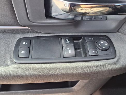 Used 2014 RAM 1500 Tradesman w/ Power & Remote Entry Group image 12