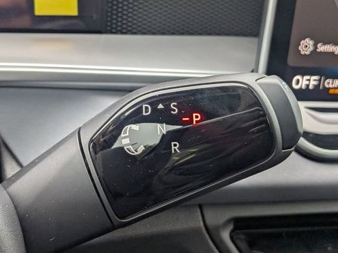 New 2026 Volkswagen Tiguan SE R-Line image 28