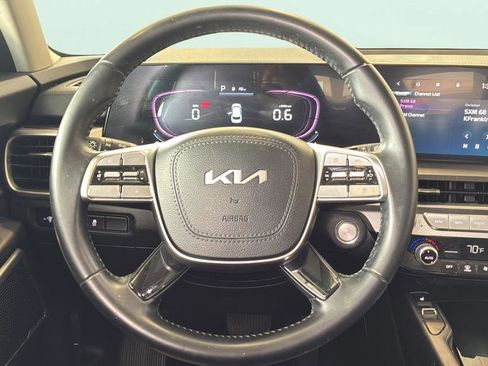 Used 2024 Kia Telluride S w/ S Sunroof Package FWD image 19