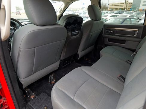 Used 2015 RAM 2500 SLT image 23