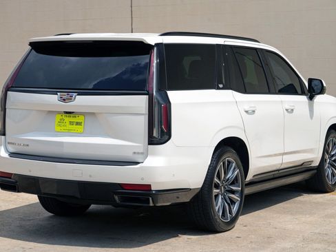 Used 2022 Cadillac Escalade Sport Platinum AWD/4WD image 60