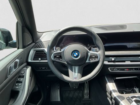 New 2026 BMW X5 xDrive50e w/ M Sport Package AWD/4WD image 11