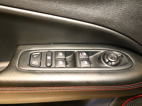 Used 2019 Jeep Compass Trailhawk w/ Leather Interior Group image 40