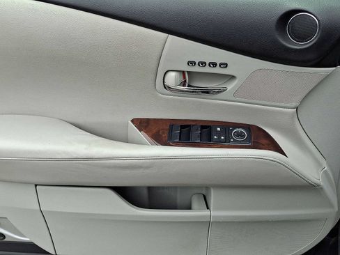 Used 2011 Lexus RX 350 AWD w/ Premium Pkg image 16