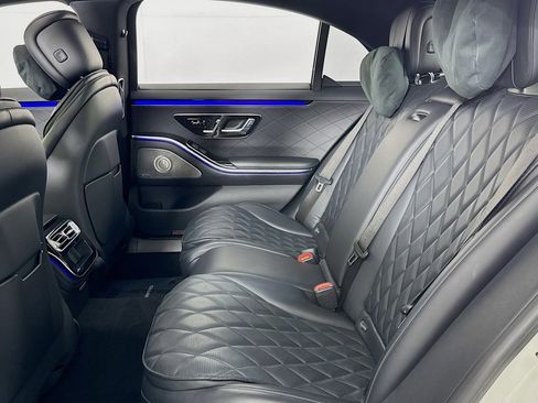 Used 2022 Mercedes-Benz S 580 4MATIC Sedan image 8