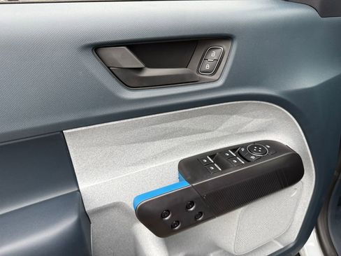 New 2026 Ford Maverick XLT image 16