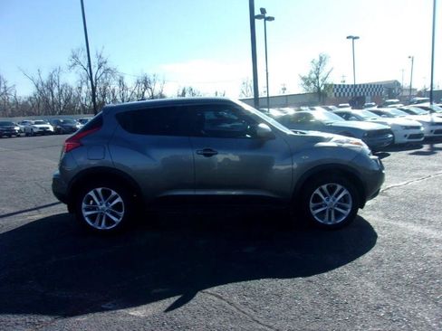 Used 2014 Nissan Juke SV w/ Navigation Package FWD image 4