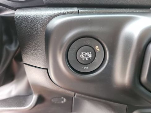 Used 2023 Jeep Wrangler Unlimited Sahara w/ Cold Weather Group AWD/4WD image 16