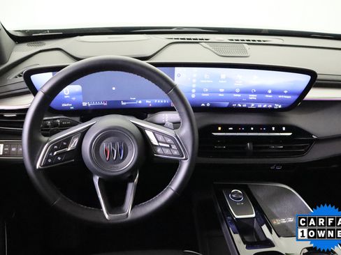 Used 2025 Buick Enclave Preferred FWD image 17