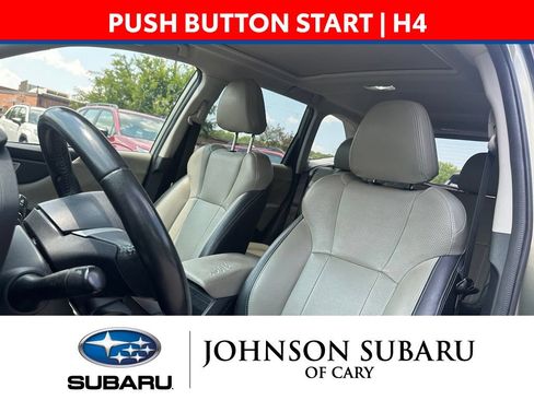 Used 2019 Subaru Forester Premium AWD/4WD image 7