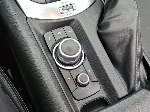 Used 2020 MAZDA MX-5 Miata RF Grand Touring image 14