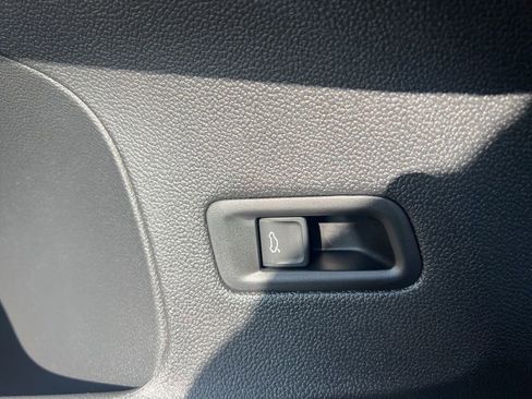 New 2026 Volkswagen Atlas SE image 22