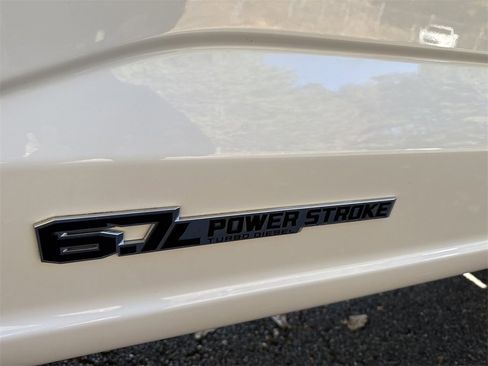 Used 2024 Ford F550 4x4 SuperCab Super Duty image 12