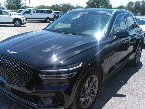 Used 2025 Genesis GV70 2.5T AWD/4WD image 4