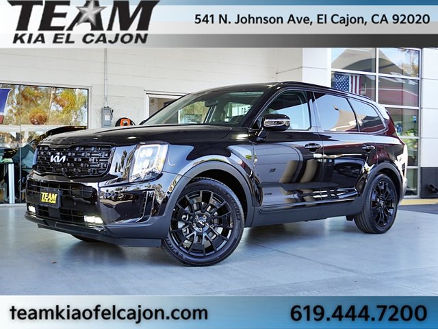 Certified 2022 Kia Telluride SX w/ SX Prestige Package AWD/4WD image 2